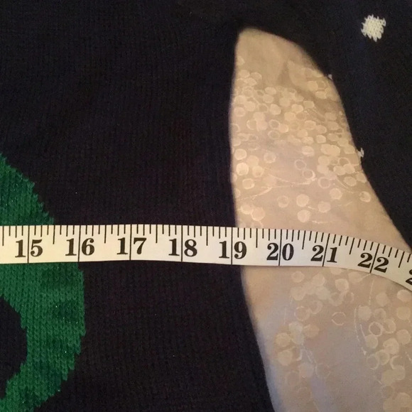 Holiday Sweater - Picture 6 of 7